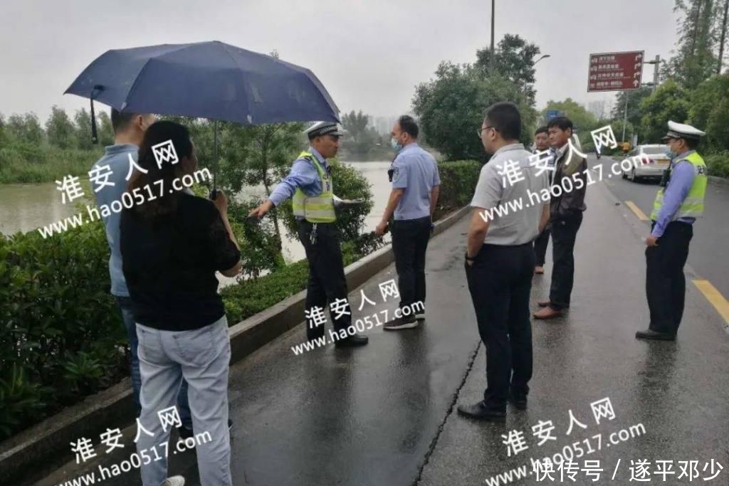  塌陷|【头条】古枚里路段塌陷，相关部门应急，近期封闭通行！