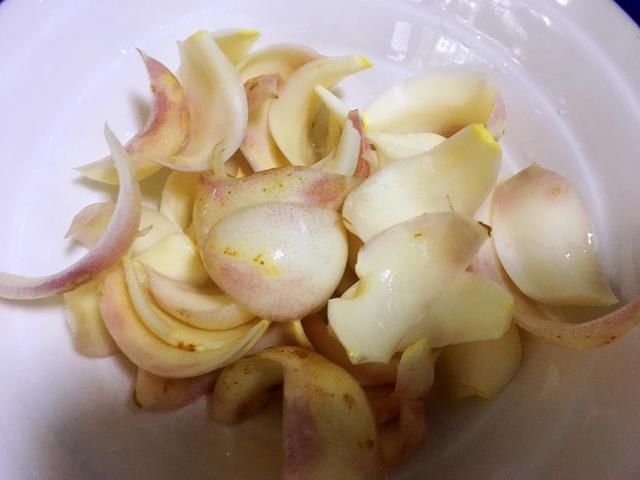  比炒|夏天，南瓜的新吃法，不用一滴油一粒盐，比炒的好吃百倍