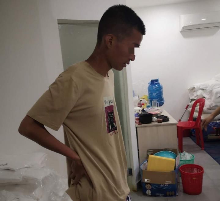 援手|外籍男子沦落街头，柬女子伸援手助其回国