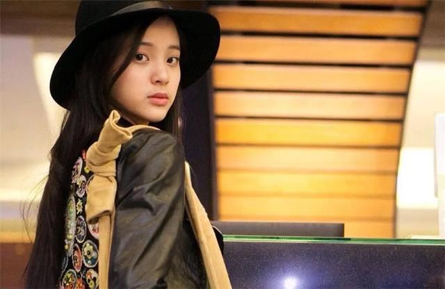  录制|欧阳娜娜成娱乐圈亲女儿？上节目想重录就重录？网友吐槽太可怕