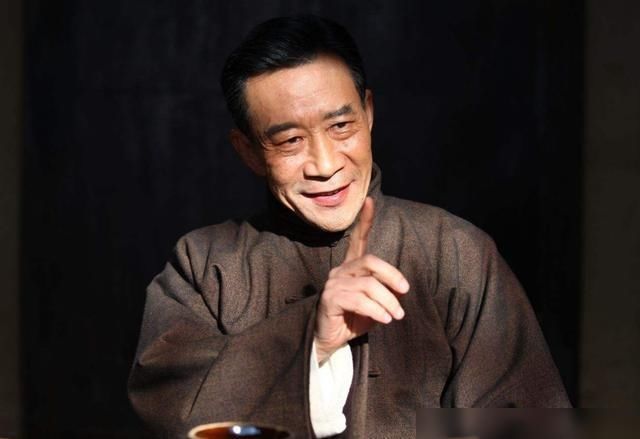  演技|当年炮轰李雪健戏少片酬高，自己演的啥玩意？鲜肉演技4千都给多