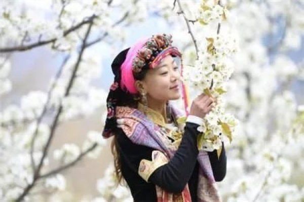 四川|四川藏了个“美人谷”,美女结婚不要彩礼,只有一个择偶要求