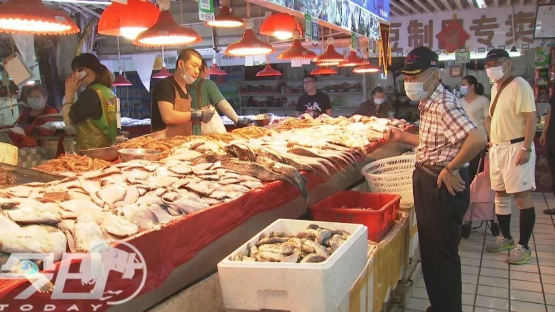 大鱼|青岛海鲜市场现一米多长大鱼！很多老青岛都不认识……