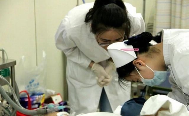  警惕|警惕！81岁大爷突发热射病，幸亏发现及时....