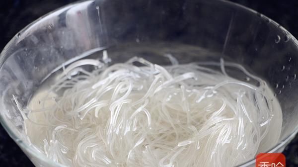  抢光|这菜2块钱能炒一大盘, 比吃肉香柔软又入味, 出锅就抢光