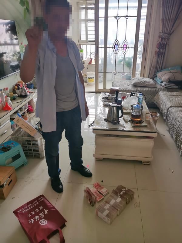  被盗|30万元现金被盗，民警兵分三路调查，结果扎心了……