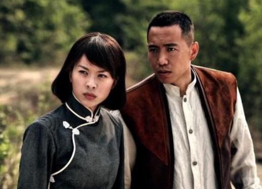 片段|2013年,“敬业”的谷智鑫不用替身,从马上摔下来,差点残疾