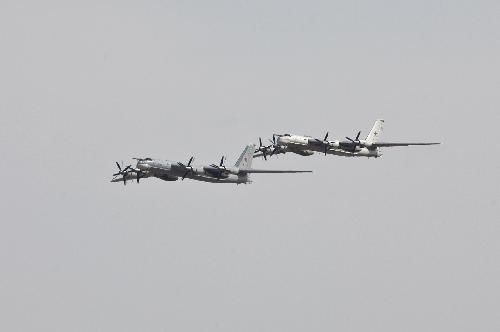 外媒：美战斗机在阿拉斯加附近伴飞两架俄轰炸机