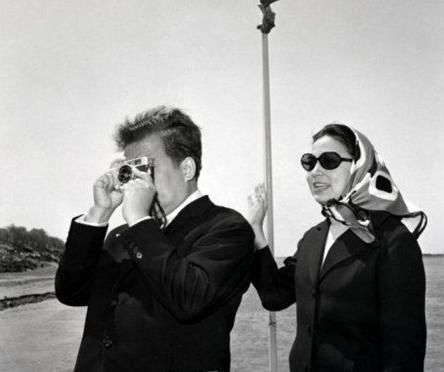 纳入|西哈努克国王情史不输泰王玛哈，谈过19次恋爱，6位纳入了后宫