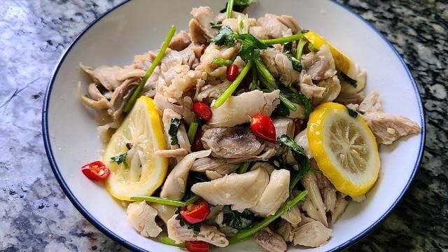 正好|柠檬鸡,好吃又开胃的一道美食,做法简单香味浓,天热吃正好