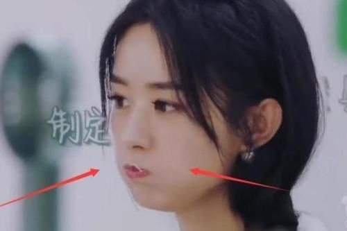  堪比|有种真实叫赵丽颖喝饮料，非常有食欲，堪比精拍广告