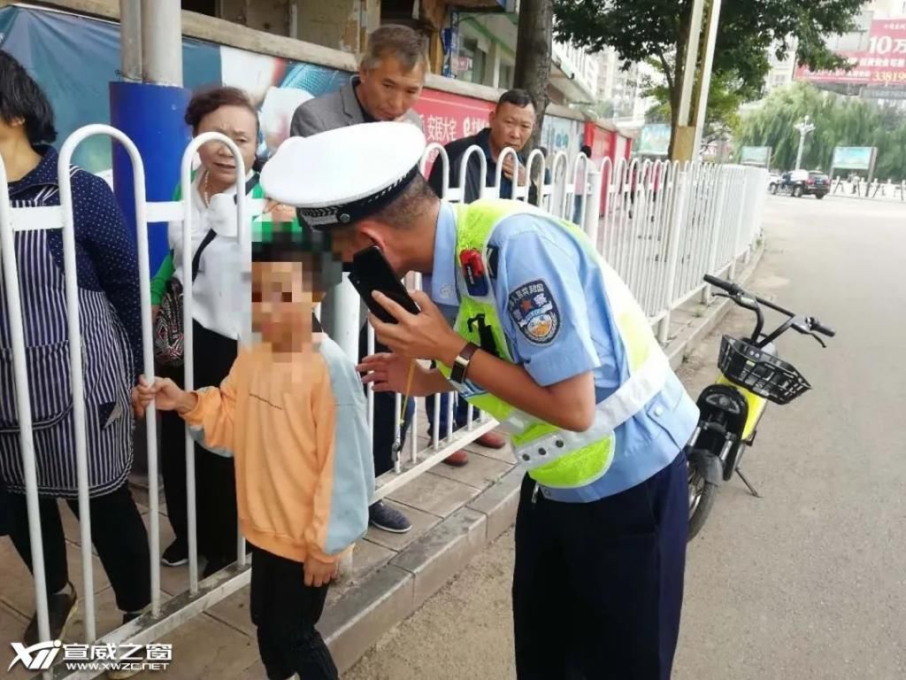  发生|宣威中考首日 考场外发生了这几幕