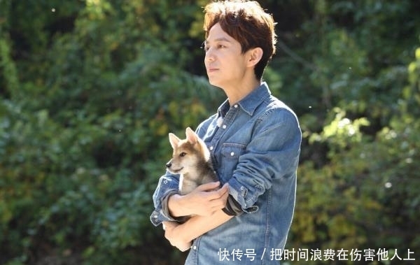 行程|何炅十月份行程图曝光,共31天有15天是在工作中,明侦6还没安排