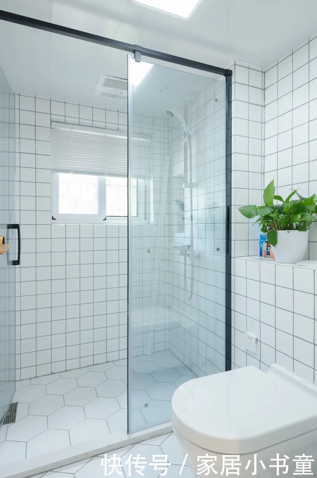  整体空间|谁说旧房改造配色不能更大胆一点！