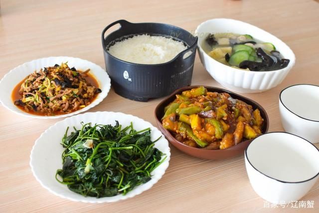 家常|蟹姐家7日午饭，菜不多餐餐光盘，营养均衡家常好吃不浪费