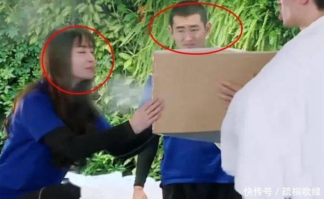  忍不住|baby游戏环节闻不到臭味，李晨忍不住一句话，揭露baby“小秘密”