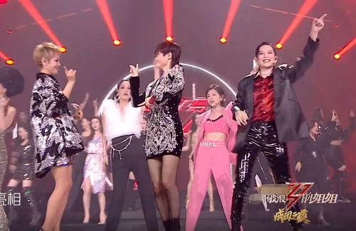  宁静|《浪姐》宁静出道众望所归，舞台集体秀，静姐站位有讲究！