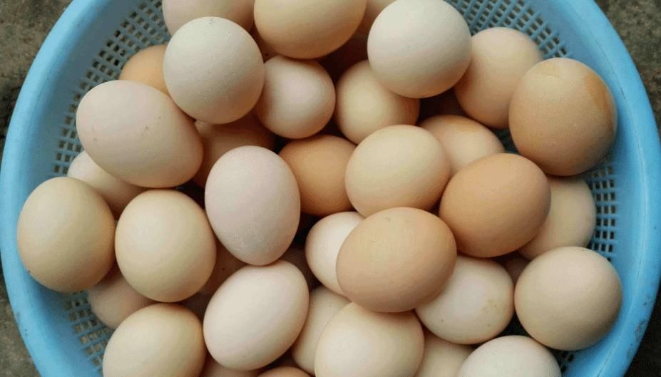 超市|去超市买鸡蛋，选白壳还是红壳好？超市员工说漏嘴，别再买错了