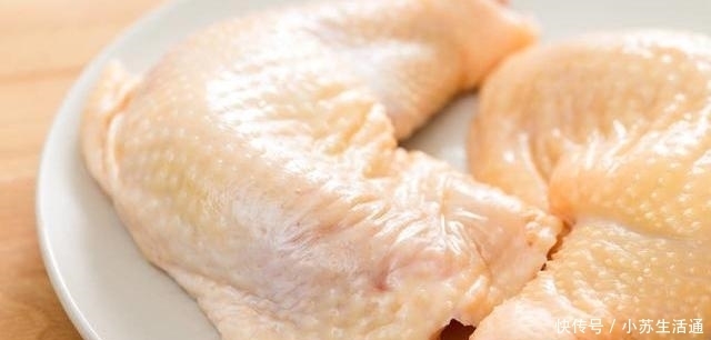  超市|去超市买冷冻鸡腿时，聪明人都会注意这3点，鸡腿个个都新鲜