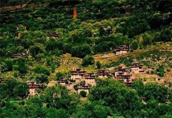 四川|四川藏了个“美人谷”,美女结婚不要彩礼,只有一个择偶要求