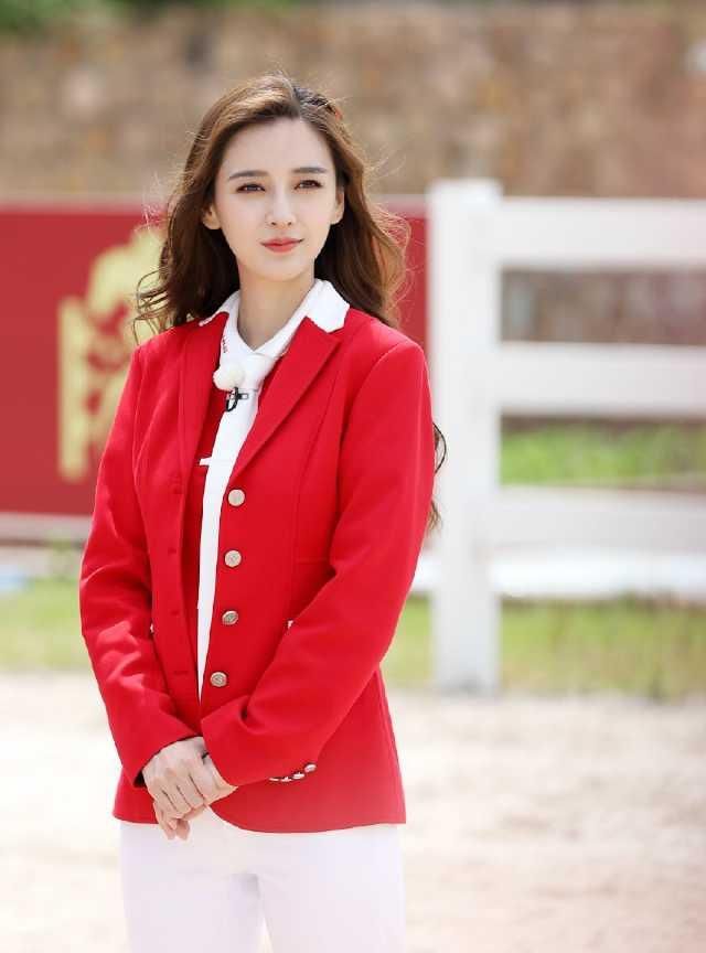  冒牌|《奔跑吧》：孟美岐拿冒牌会员身份，全员魔性跳《无价之姐》