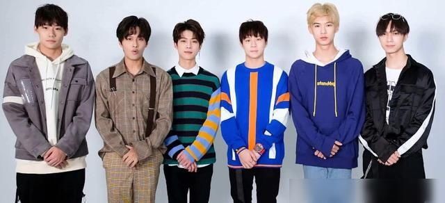  不少|被称扶弟魔的女团！火少和R1SE粉丝互撕，D7被河妹粉丝称软饭男？