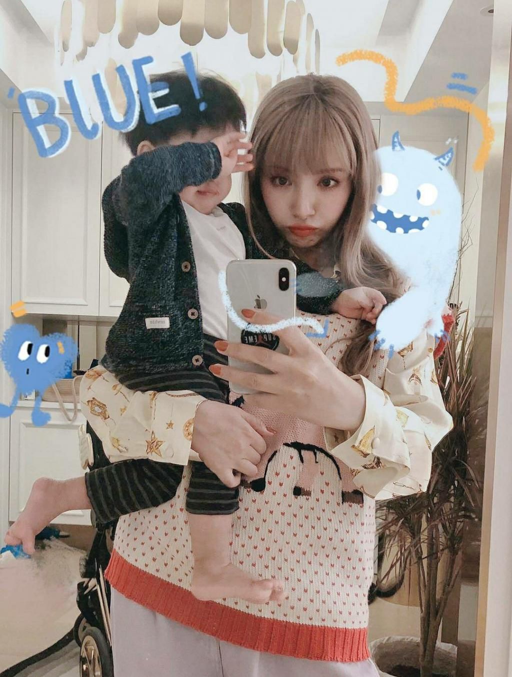 儿子|姜潮晒儿子近照，小家伙发量惊人，眼睛圆溜溜的，不知将来便宜哪家姑娘