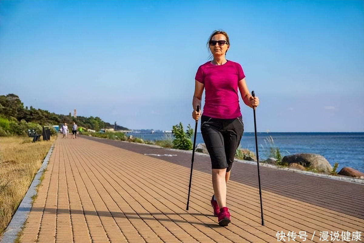 跑步和走路消耗的热量是一样的吗(跑步和走路五公里，消耗热量能一样吗？比起运动，减肥核心是这点)