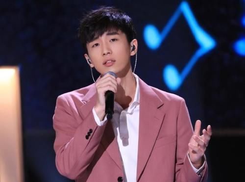  观众|《好声音》曹杨大胜程欣后，已成夺冠大热门？李健的点评意味深长