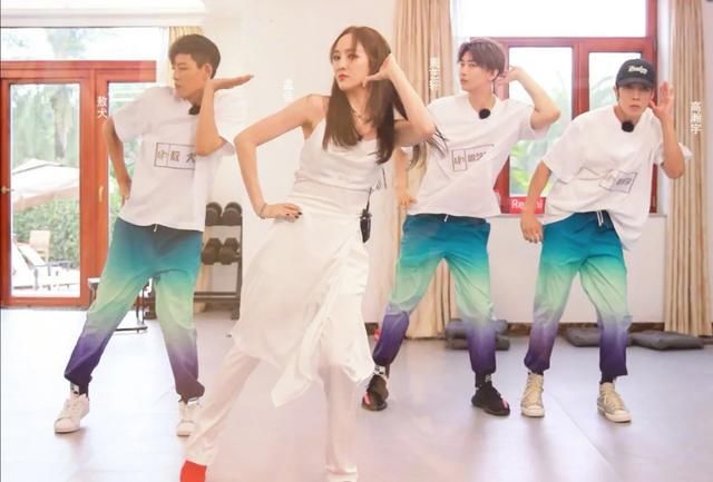  丹妮|看来，李斯丹妮也被淘汰了？