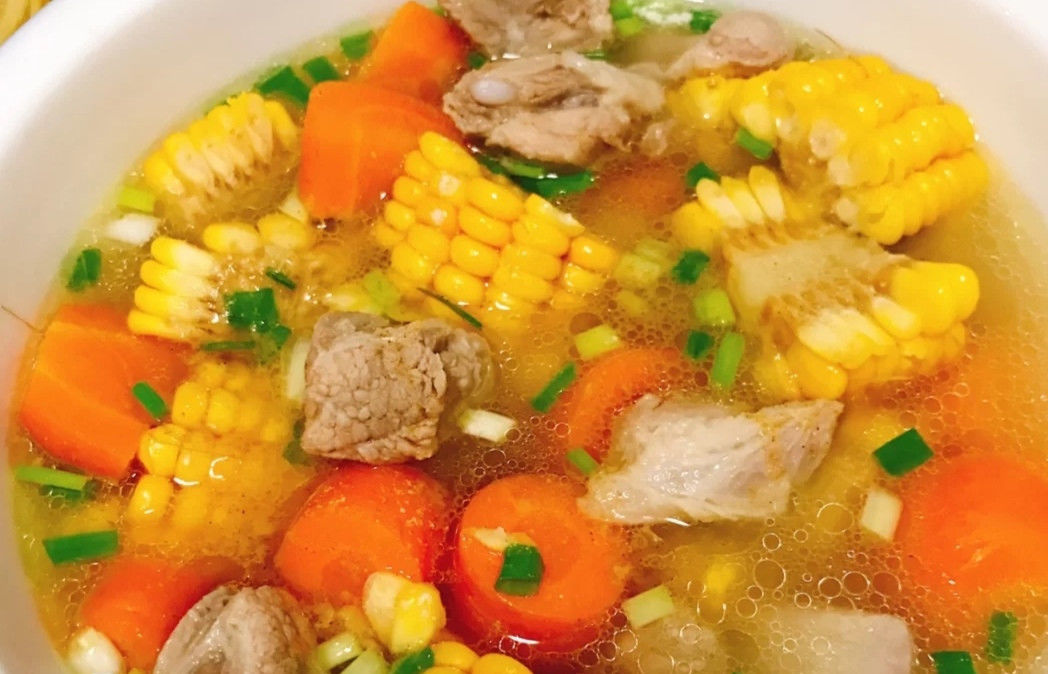  噜噜|胡萝卜玉米排骨汤, 清甜可口的美味汤, 简单又易做营养又健康