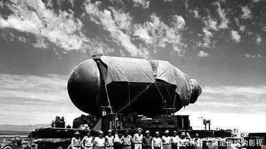 二战|发动二战的轴心国集团,为什么不研发原子弹,反而是美国呢?