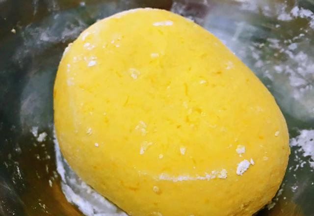  好吃|早餐给孩子做“大列巴”，外面卖28元一个，自己做才几块钱，好吃