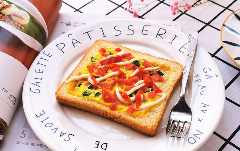  a379|剩面包片别丢，试试这做法，外焦里嫩，孩子早餐吃它真营养！