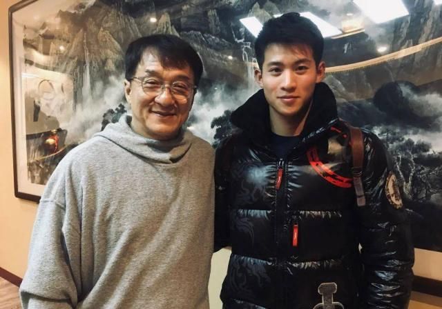  娱乐圈|他，怕不是会飞吧？