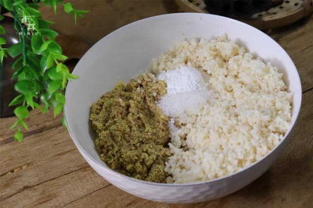  红枣|快立秋了，这食材该抓紧吃了，我家每年都要蒸几十次，清香软糯