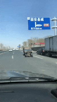 搞笑|搞笑GIF:我就欣赏小哥不怕死的精神