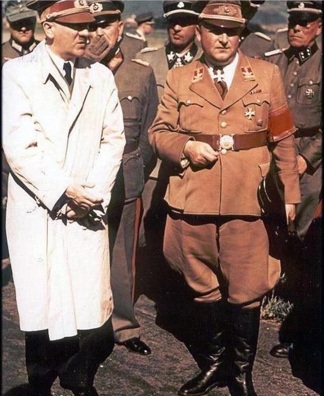 狂人|1938—1940，战争狂人希特勒的20张高清彩照