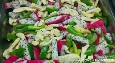 名菜|网友晒出学校食堂的6道“名菜”,大家点评下能吃不?