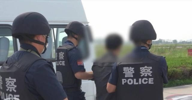  年前|女子被捅40多刀致死，青岛胶州22年前命案告破