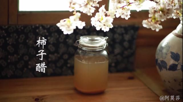  李子|她用3年时间爆改老宅，把荒地变花海：原来除了李子柒，我们还有另一种田园牧歌