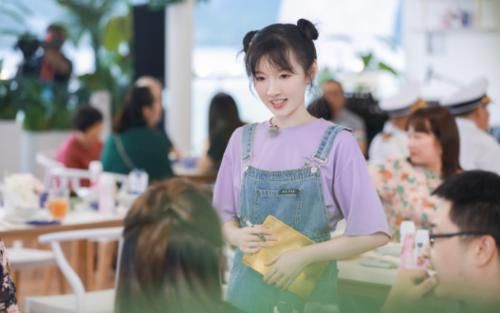  泪洒|《中餐厅4》又搞事情！赵丽颖泪洒的真实原因，被李浩菲一语道破