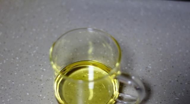 用刮刀|按照这个配方做的古早蛋糕,不塌陷,不开裂,像棉花一样柔软Q弹