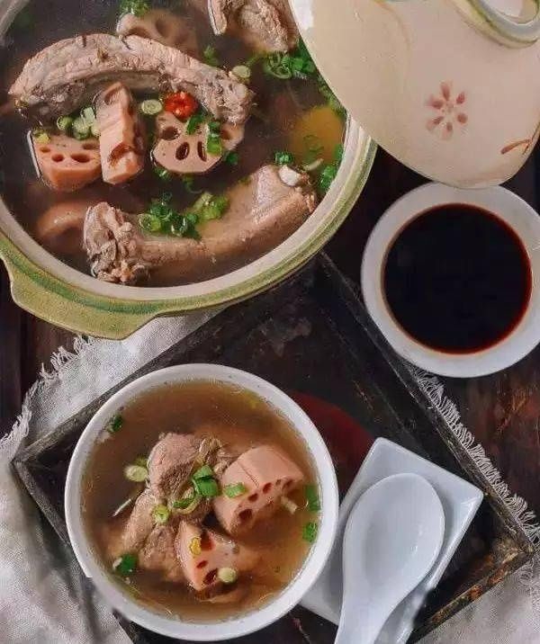 排骨汤|美食 | 莲藕排骨汤,煲一次,爱一次