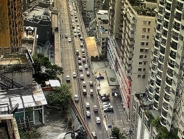 神兽|神兽归笼！贵阳今天早高峰是这个样子的?交警蜀黍说……