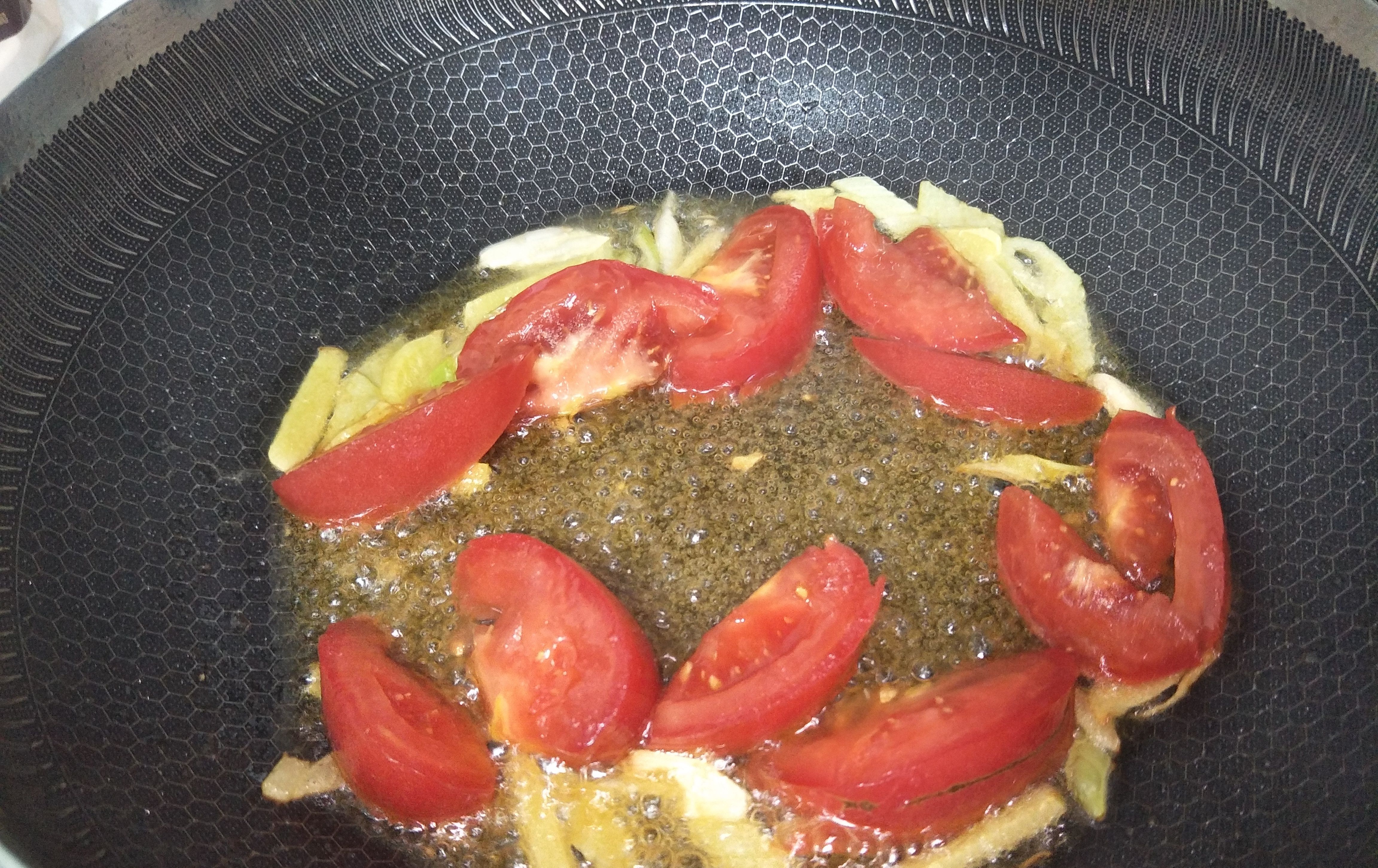 简单|立秋后,西红柿和菜花是绝配,简单一炒,又香又好吃