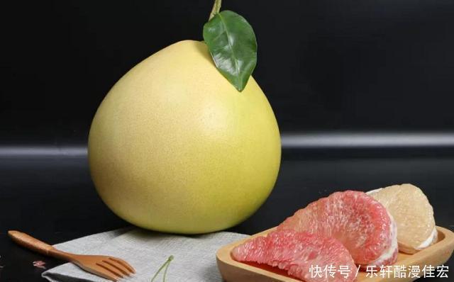 学会|买柚子,挑圆的还是尖的老果农透露学会这4招,柚子甜水分多
