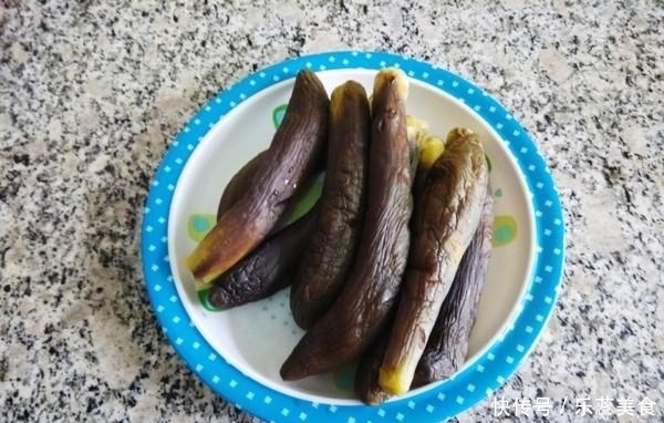 选茄子的时|看完马伊琍的“晚餐”,回家照吃了7天真有效,原来这样可以瘦身