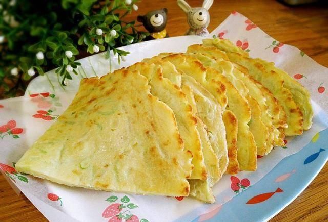 好吃|丝瓜饼最好吃的做法,吃一次就上瘾,香味扑鼻,怎么吃都不够!