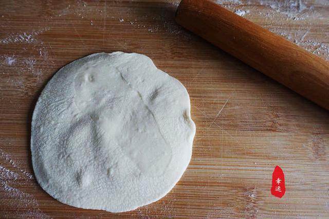  破皮|馅饼这样做才不破皮，皮薄馅足不露馅，原来和面也有小技巧